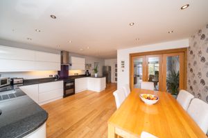 EXTENDED DINING KITCHEN- click for photo gallery